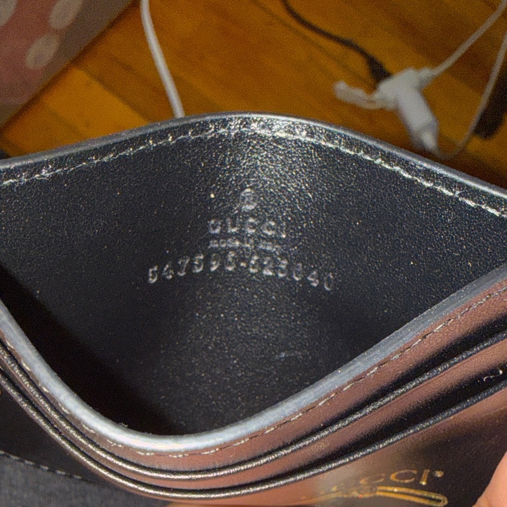 Gucci Black Card Holder with Gold Logo - Picture 4 of 4